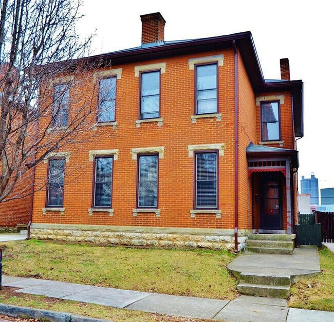 Building Photo - 59 E Russell St