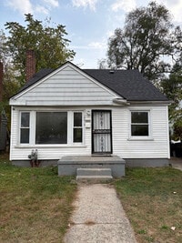 Building Photo - 18615 Pembroke Ave