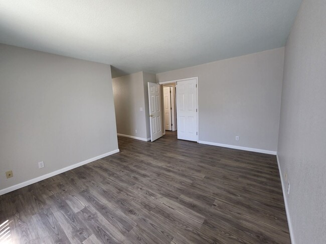 Building Photo - Home For Rent in Carson City