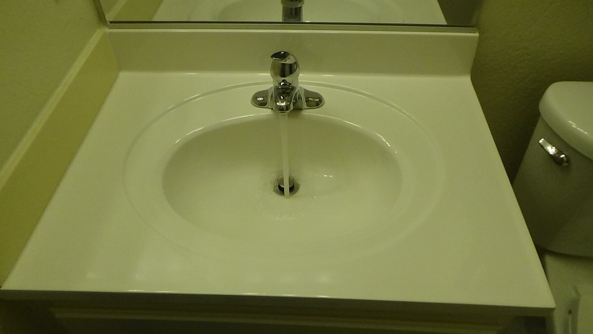 1/2 Bath (3) - 725 Summerwood Ln