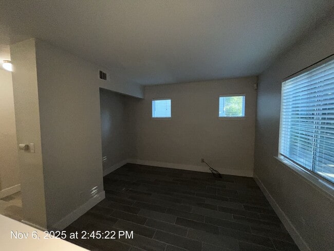 Building Photo - Beautiful Updated Home