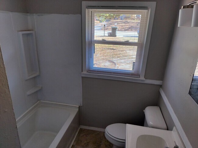 Building Photo - Village, home