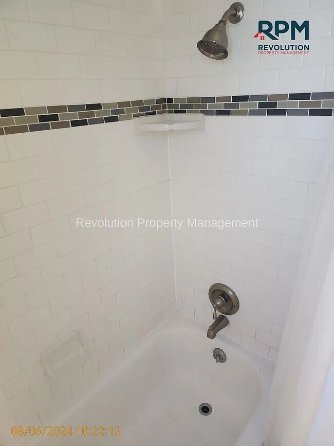 Building Photo - Charming 4-Bed Kaysville Home