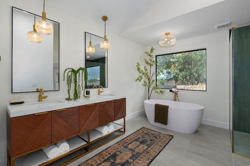 Building Photo - 5021 S Farm Rd 137