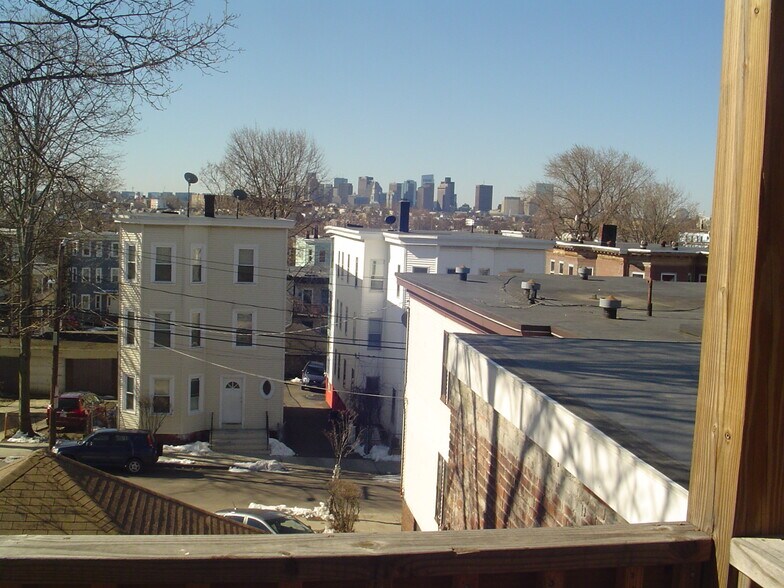 Building Photo - 73 Cottage St