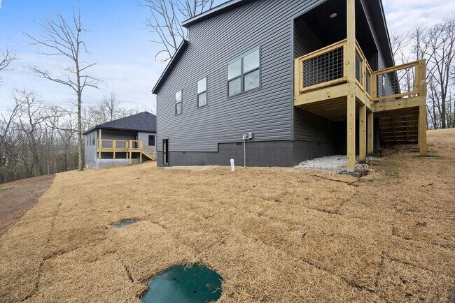 Building Photo - 40 Banff Dr