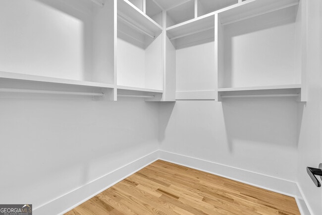 Building Photo - 2361 Lynn Iris Dr