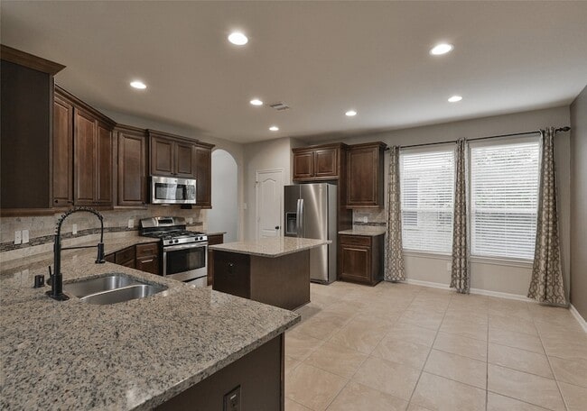 Building Photo - 19315 Boulder Bay Ln