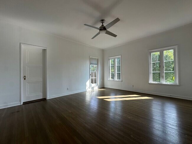 Building Photo - 1407 Laurel Ave