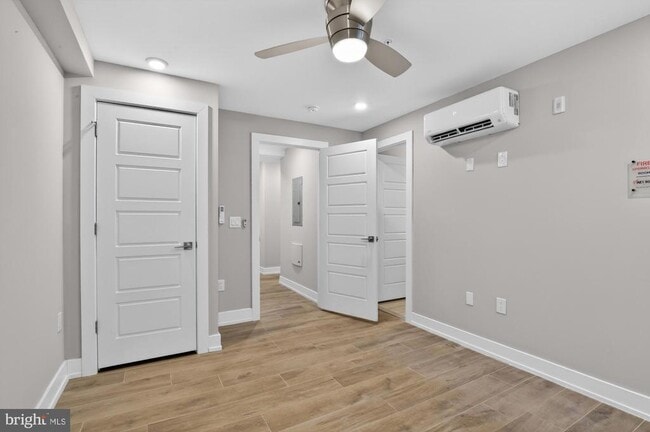 Building Photo - 2034 N Front St