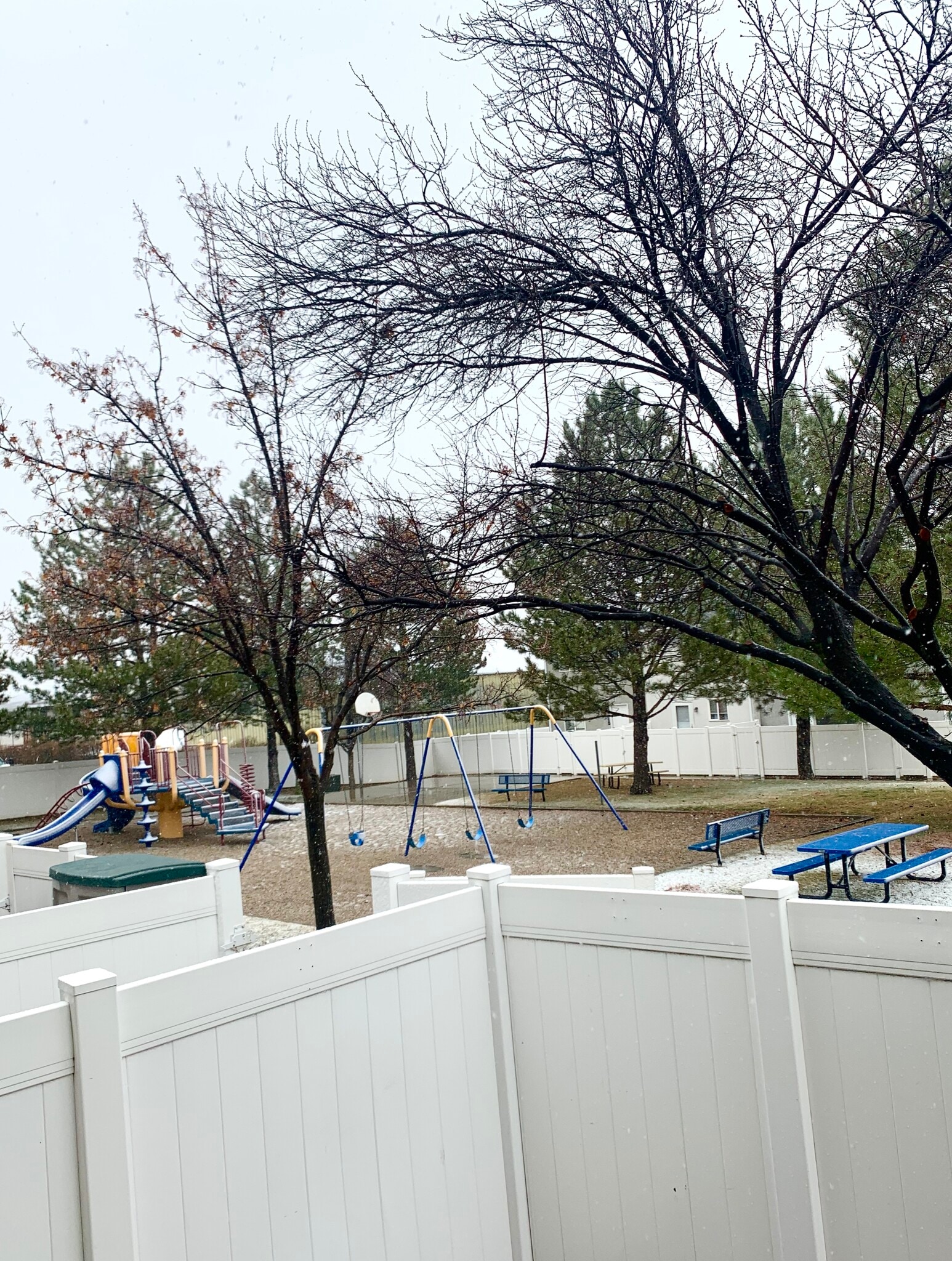 Building Photo - 33 S 900 E