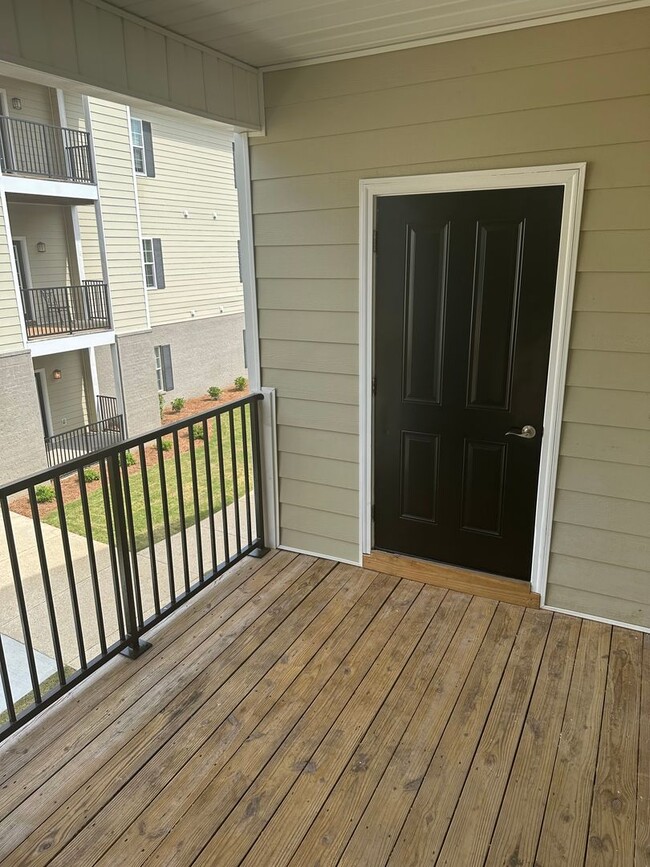 Building Photo - 1101 Molly Barr Rd