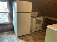 Building Photo - 1805 S 77th St