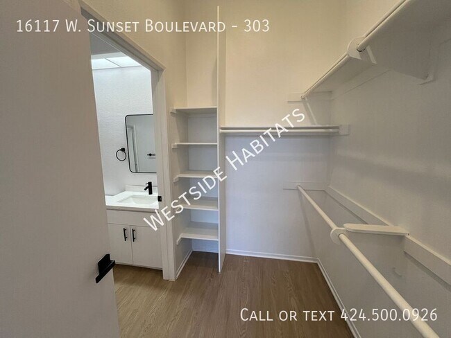 Building Photo - 16117 W Sunset Blvd