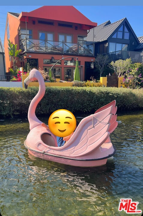 Building Photo - 2303 Dell Ave