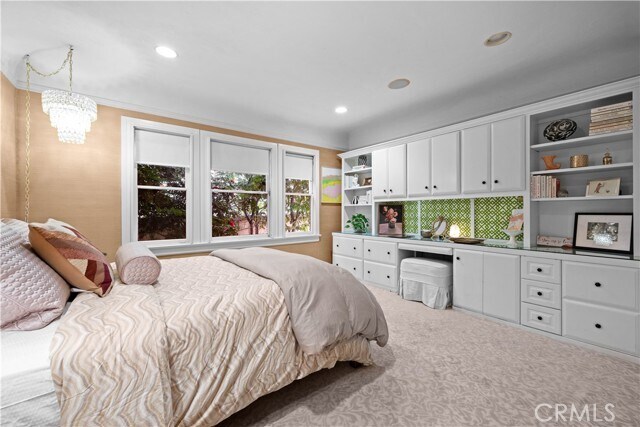 Building Photo - 1630 Warnall Ave