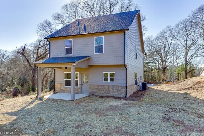 Building Photo - 585 Clayton St