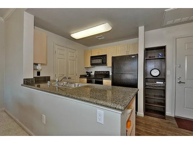 Building Photo - Top-Floor Corner Unit with Scenic Views | The Sonora, San Jose