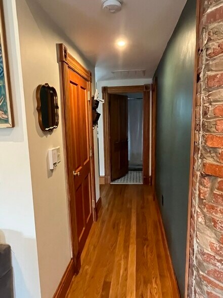 Entry Hall - 301 T St NW