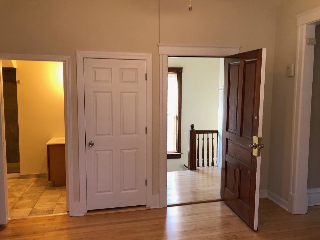 Building Photo - 1709 Irving Park W Rd