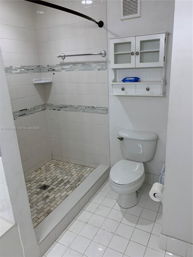 Building Photo - 4805 SW 163rd Pl