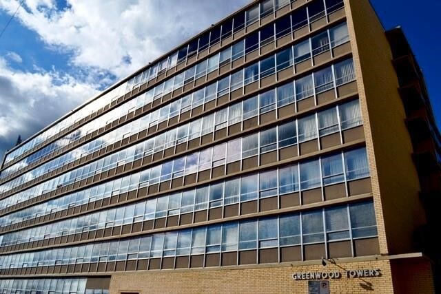 Building Photo - Room in Condo on Lavaca St