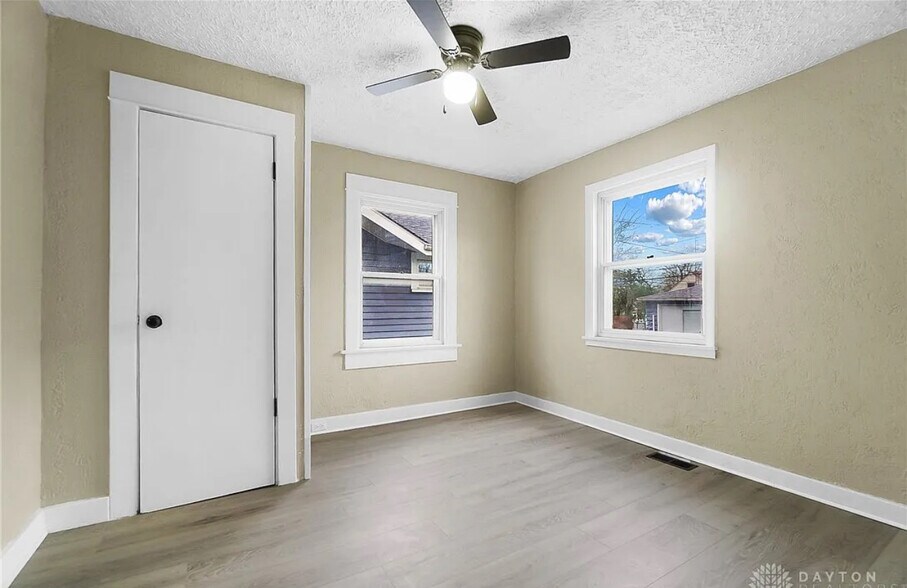 Building Photo - 2116 Moreland Ave