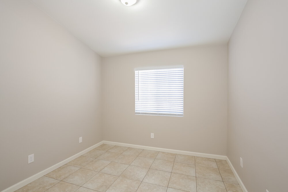Building Photo - 913 Baritone Way