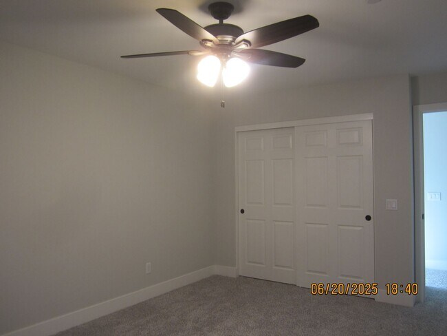 Building Photo - BRAND NEW HOME