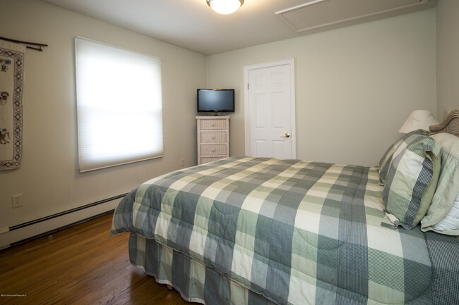 Building Photo - 41 White St