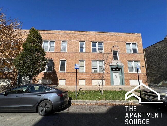 Building Photo - 4058 W Hirsch St