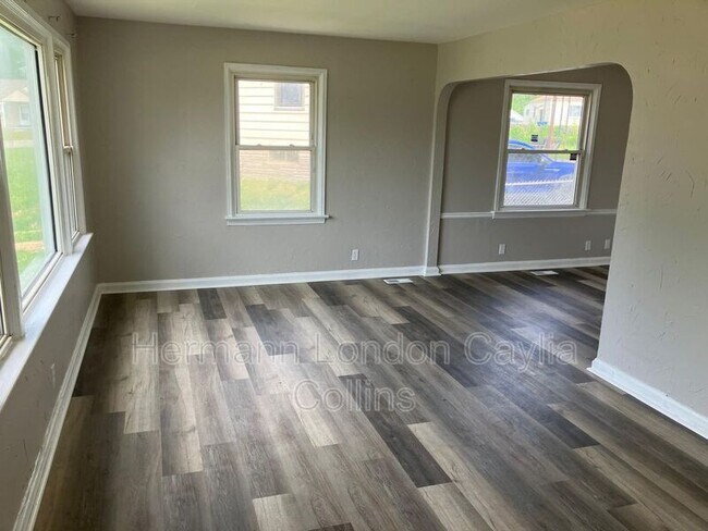 Building Photo - 6132 Eaton Dr