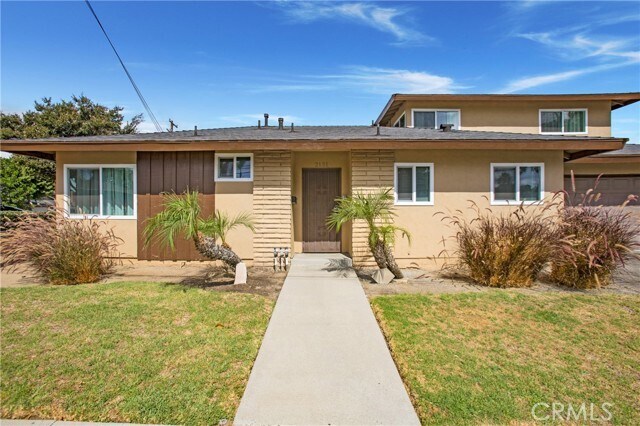 Building Photo - 2131 W Lambert Rd