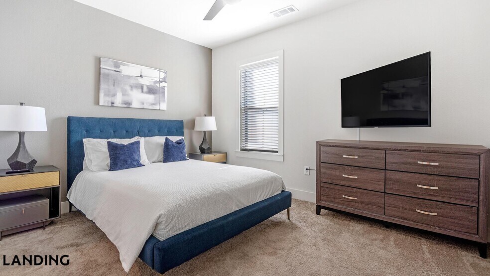 Building Photo - 20915 Wilderness Oak