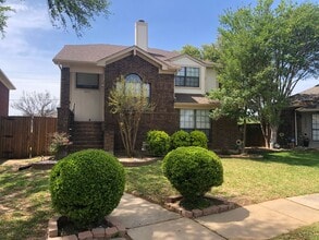 Building Photo - Amazing Location in Carrollton!!