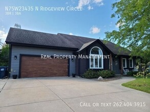 Building Photo - N75W23435 N Ridgeview Cir