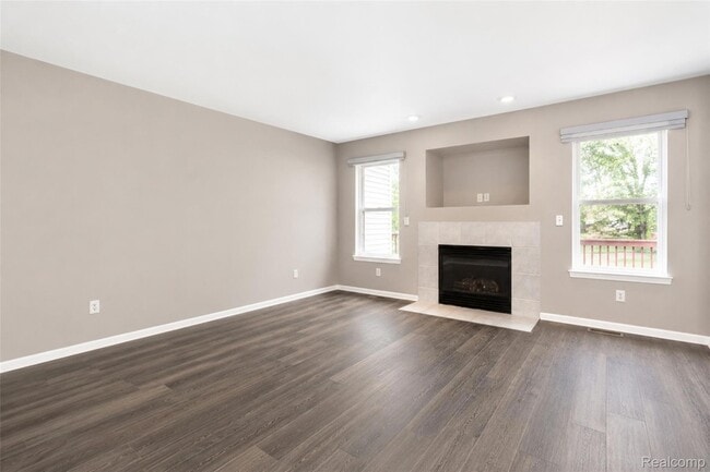Building Photo - 22733 Coachlight Cir