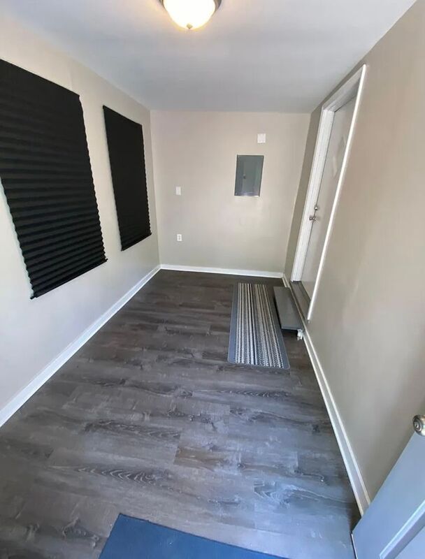 Building Photo - 200 3rd St