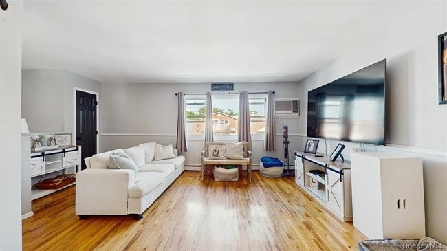 Building Photo - 156-40 76th St