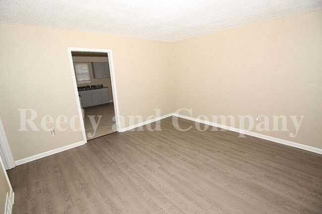 Building Photo - 4780 Hillbrook Rd