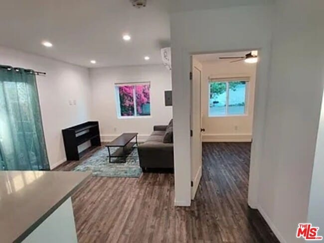 Building Photo - 6720 Van Noord Ave