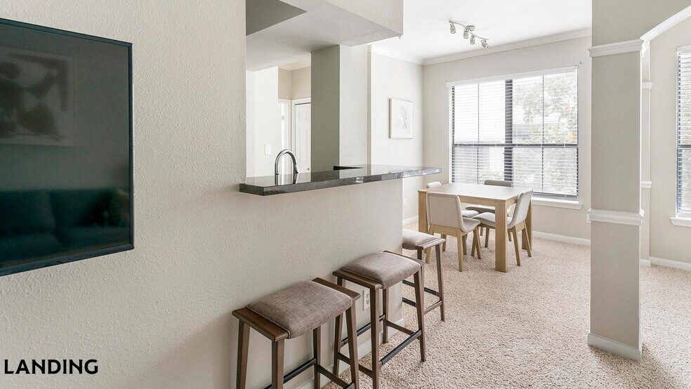 Building Photo - 2500 Woodland Park Dr