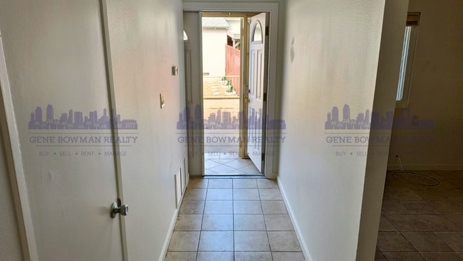 Building Photo - 2409 Fleetwood St