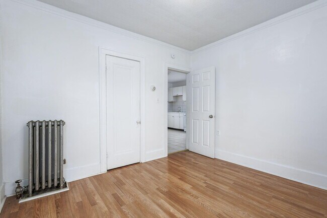 Building Photo - 4224 Lois St