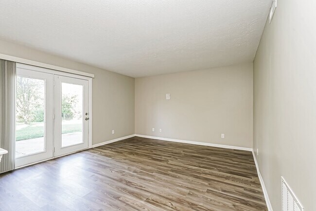 Building Photo - 86 Easton Point Way