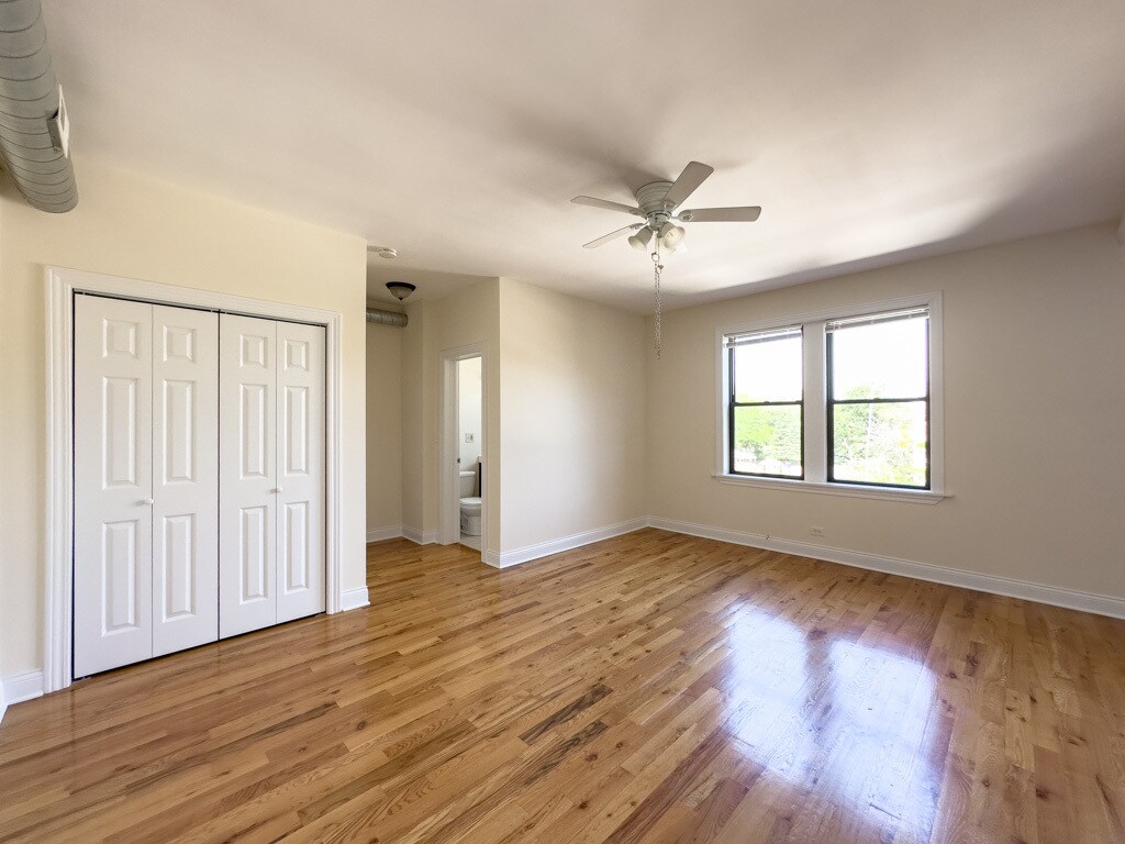 Building Photo - 348 Park Ave