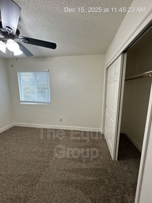 Building Photo - 809 Monarch Cir