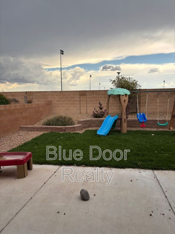 Building Photo - 7312 Valle Cantero Ln NW
