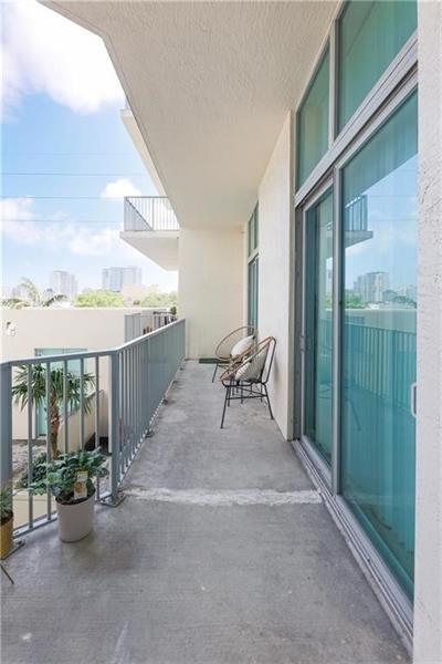 Building Photo - 2100 Van Buren St
