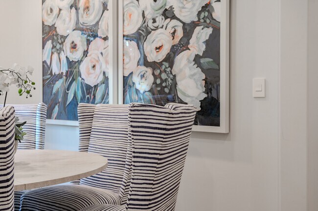 Building Photo - 4551 Fairway Ave